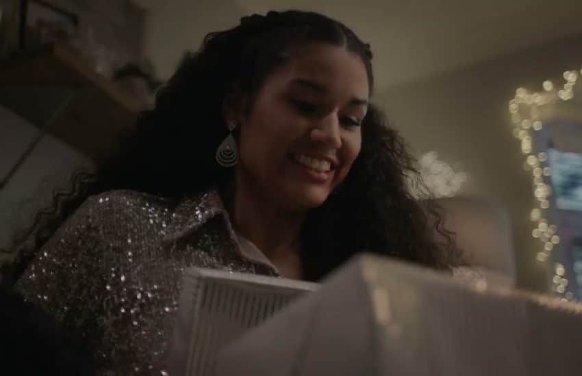 M&S Christmas Advert Music 2022 - Gifts that give
